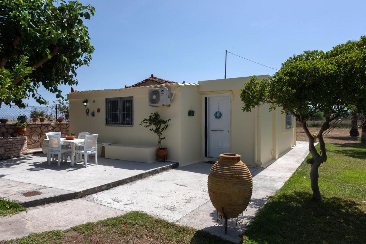 Cosy, Sunny And Relaxing Beach House Villa Analipsis  Exteriör bild