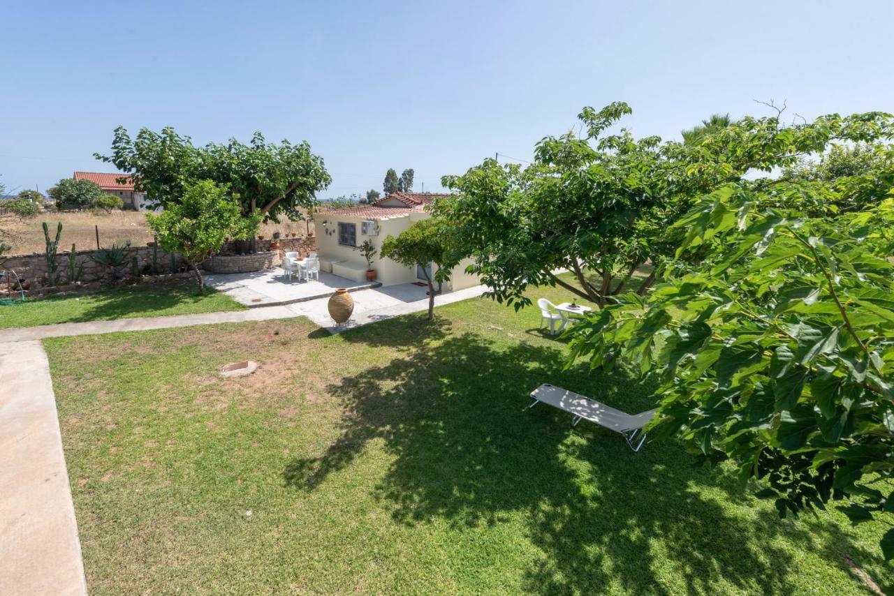 Cosy, Sunny And Relaxing Beach House Villa Analipsis  Exteriör bild